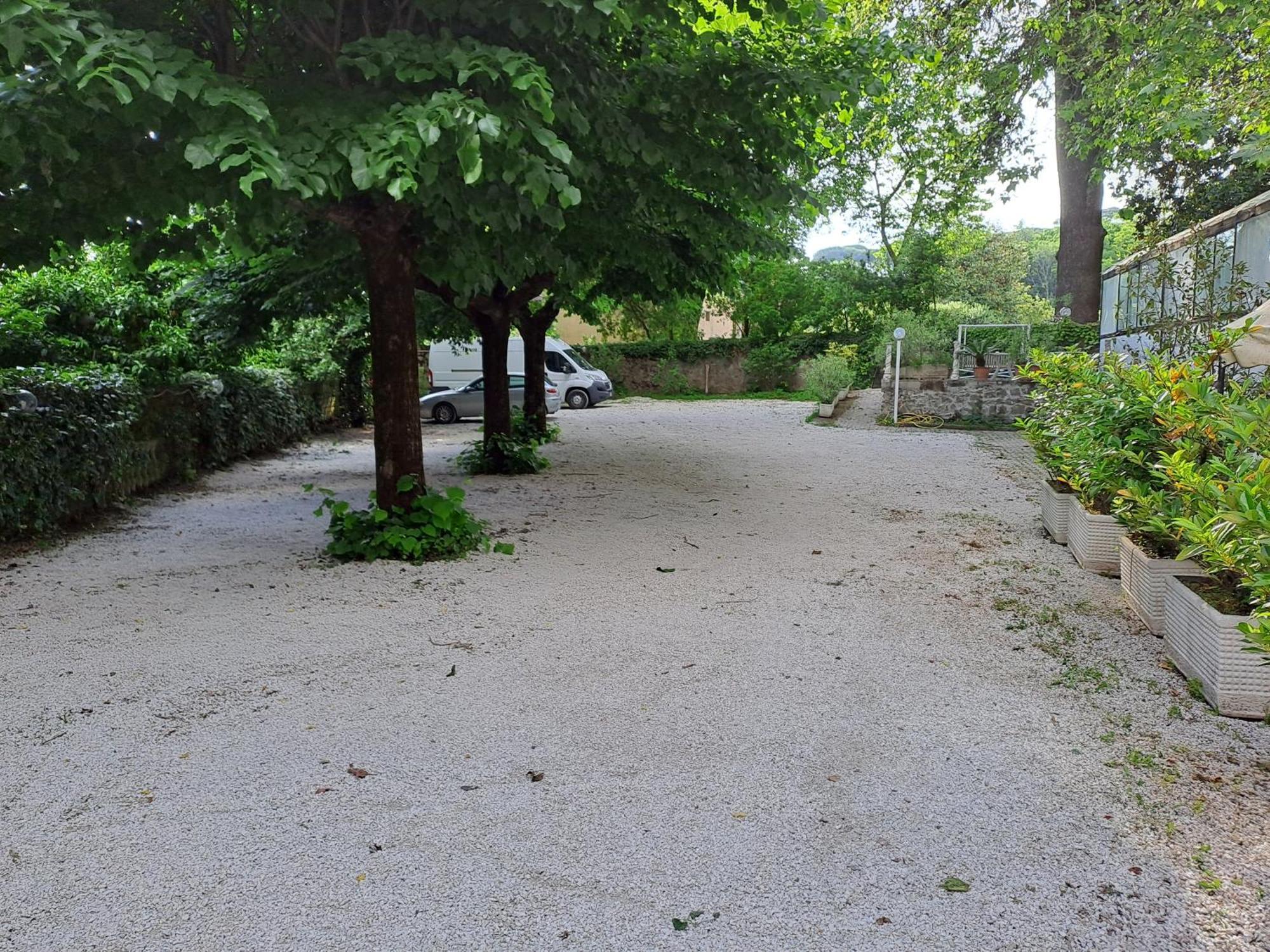 Hotel Villa Robinia Genzano di Roma Bagian luar foto
