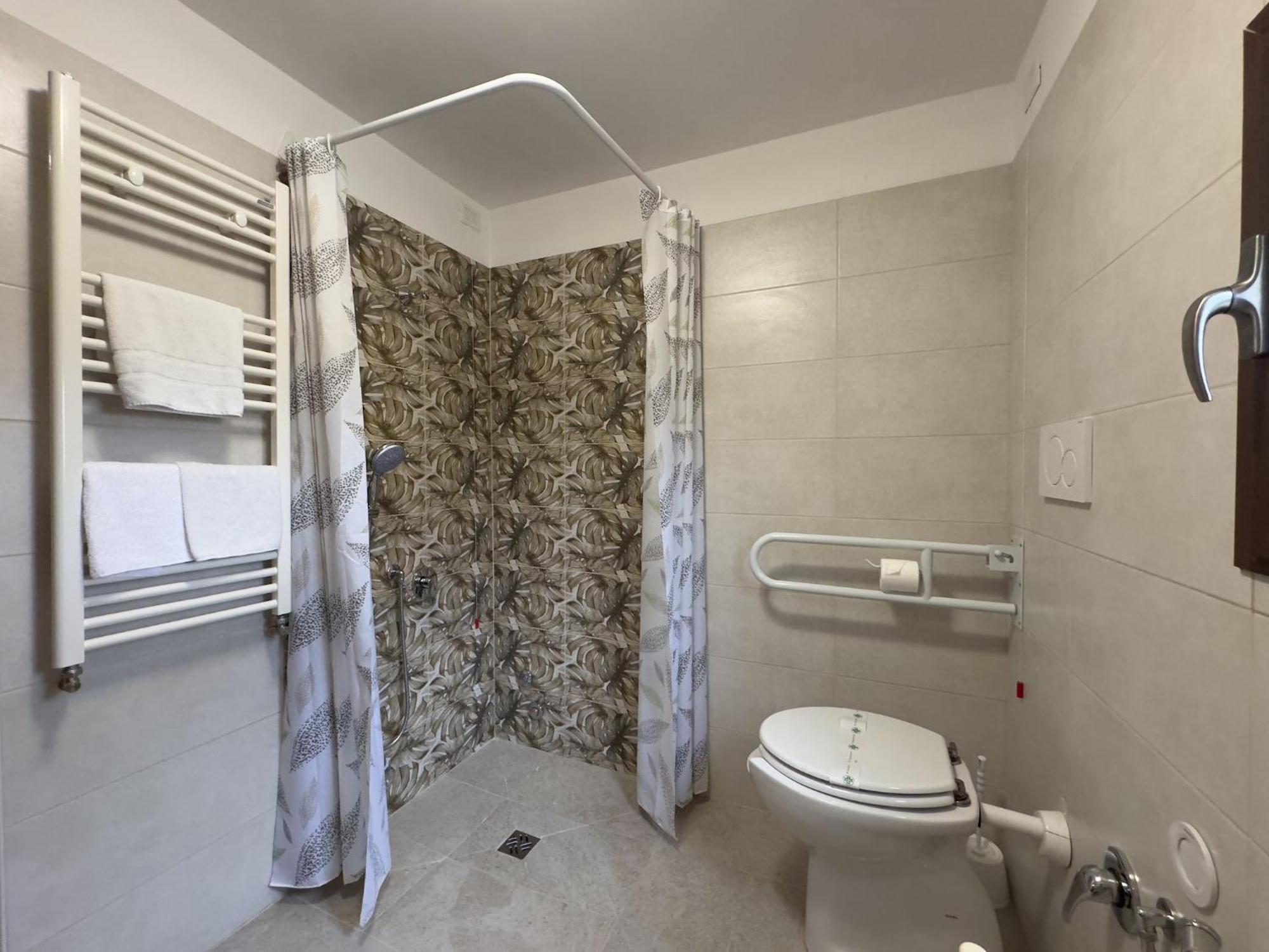 Hotel Villa Robinia Genzano di Roma Bagian luar foto